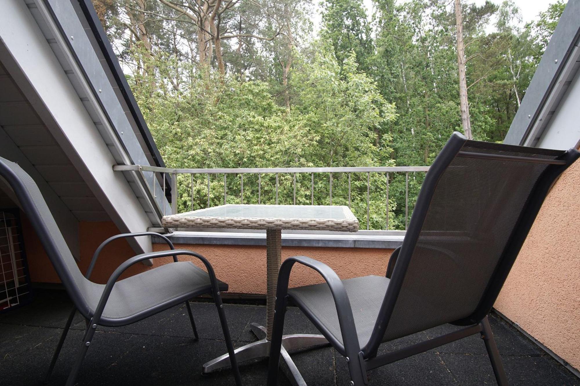 Fewo Am Wald Fewo 03 - Balkon, Gartennutzung, Sauna Глове Екстер'єр фото